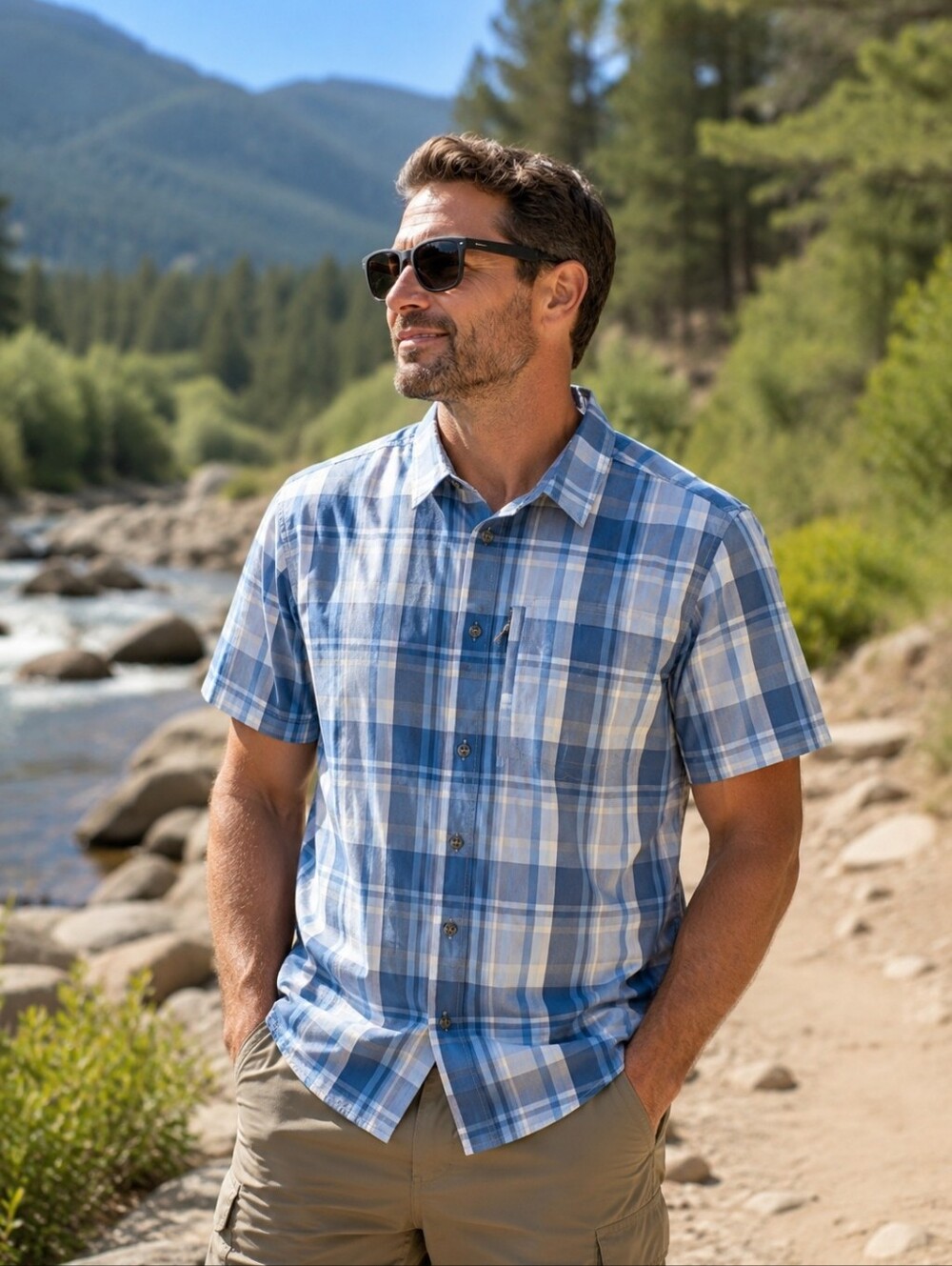 NWT Free Country Men’s Excursion Poplin Plaid Short Sleeve Shirt - Blue
